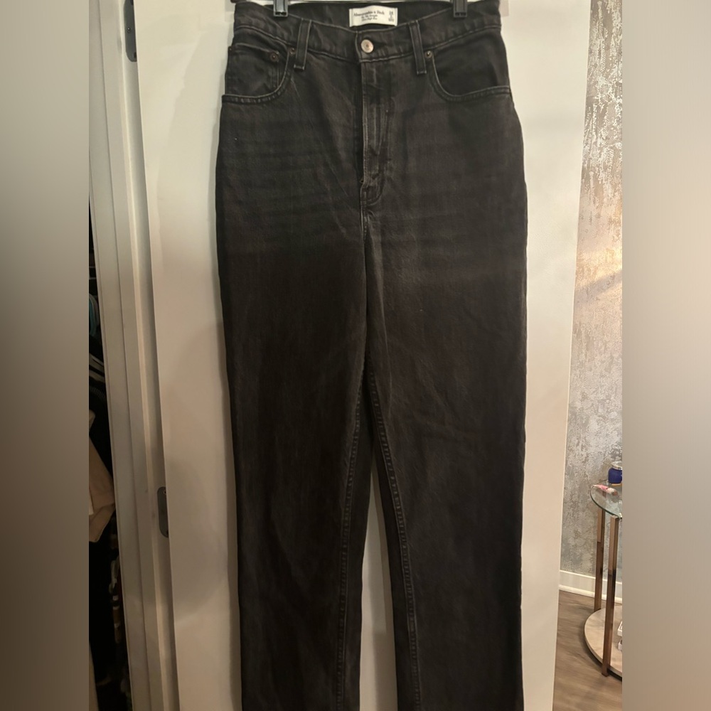 Abercrombie 90s straight ultra high rise jeans